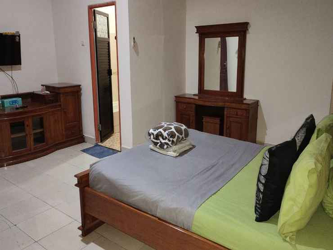 Bedroom 4, Hotel Grand Rofina, Sinjai