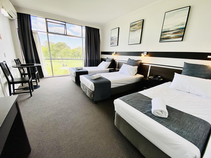 Public Area, The Select Inn Ryde, Sydney