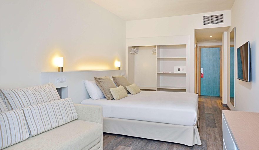Bedroom 3, Sol Palmanova-Mirlos Tordos, Baleares