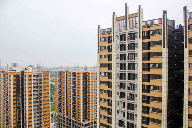 Exterior & Views 3, Comfort and Serene 2BR at Meikarta Apartment By Travelio, Cikarang
