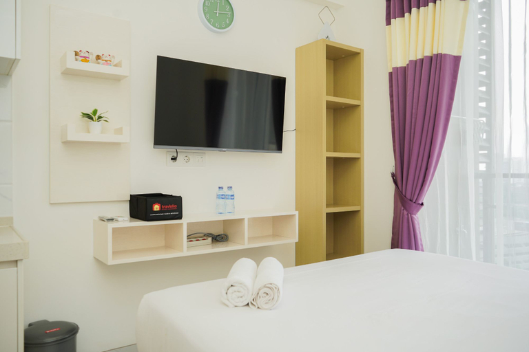 Bedroom 2, Pleasurable Studio at Sky House BSD Apartment By Travelio, South Tangerang