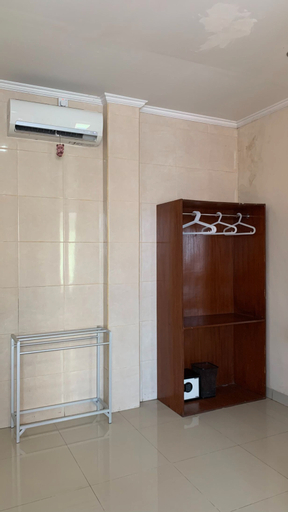 Public Area 8