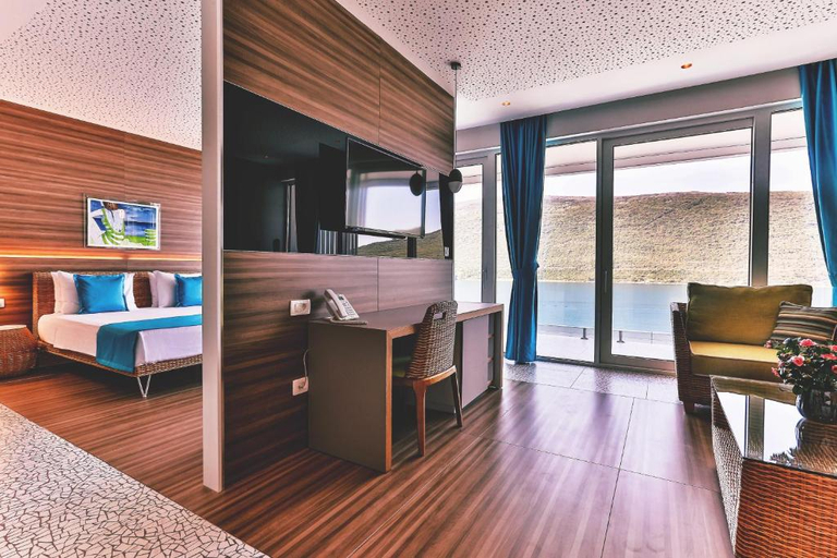 Bedroom 3, Carine Hotel Kumbor Superior 4*