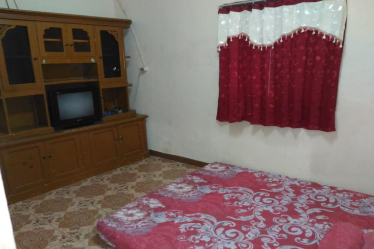 Homestay Bapak Sueb Pulau Pari, Thousand Islands