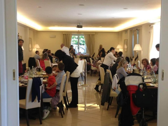 Public Area 2, Villamaria Park Hotel, Rome