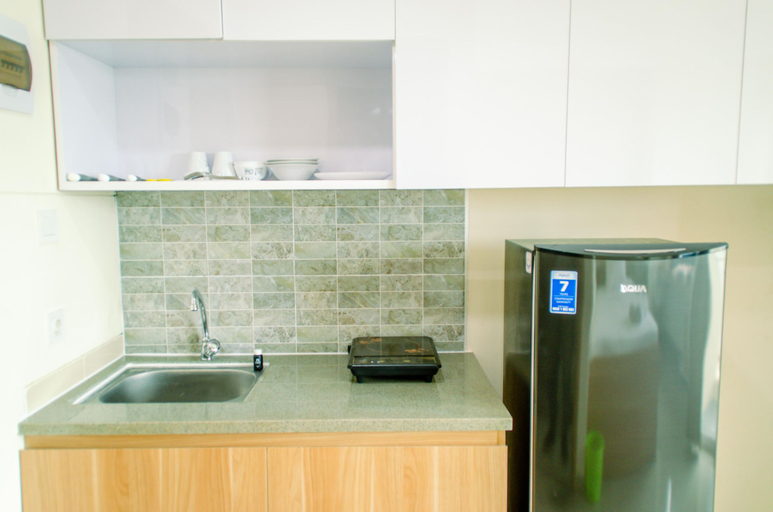 Others 2, Cozy and Nice Studio at Apartment B Residence By Travelio, South Tangerang