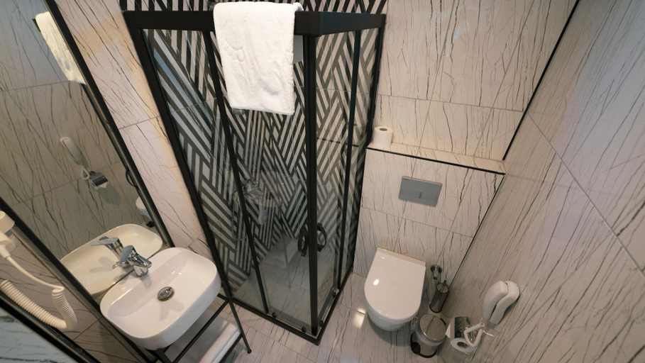 Bathroom 4, The Mori Club Hotel, Antalya