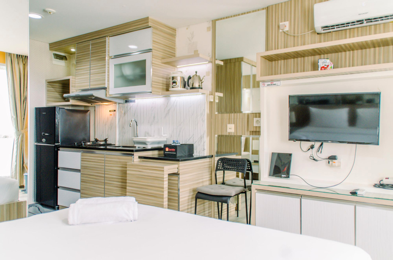 Comfort Living Studio Room at Bintaro Icon Apartment By Travelio, South Tangerang