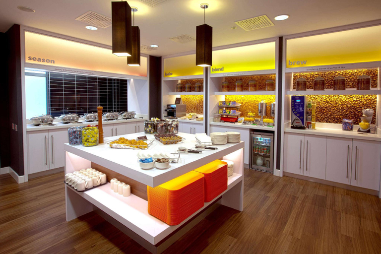 Food & Drinks 5, Hampton by Hilton York, York