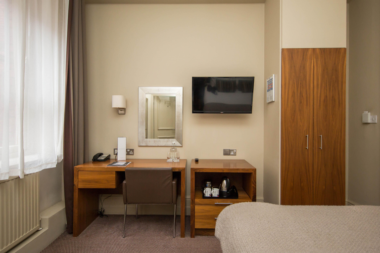 Bedroom 2, The Met Hotel Leeds, Leeds