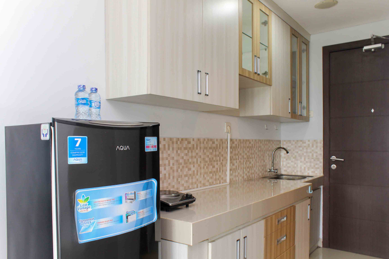 Others 4, Cozy and Tidy Studio at The Enviro Apartment By Travelio, Cikarang