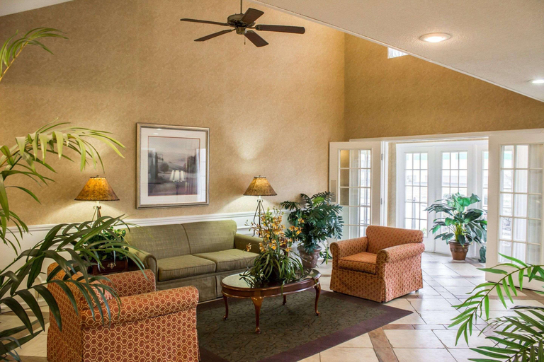 Public Area 2, Econo Lodge Greenville near University, Pitt