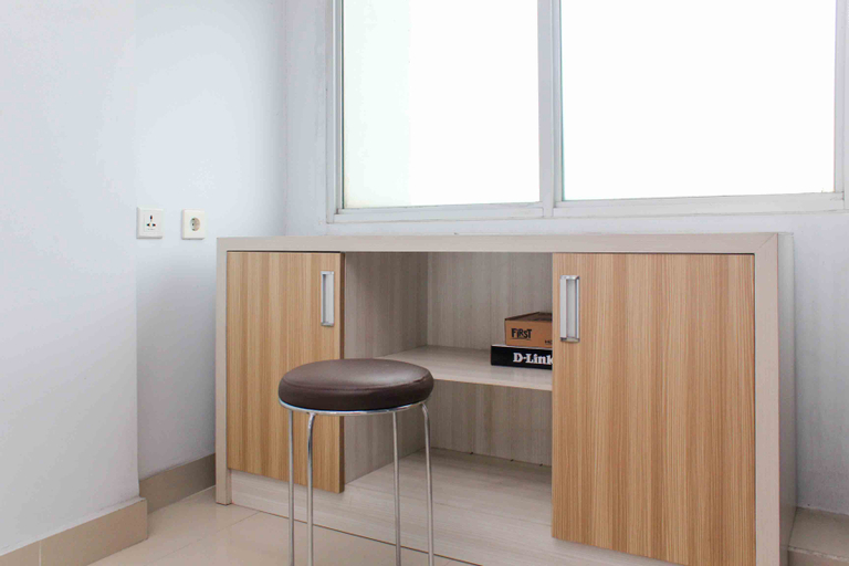 Others 3, Cozy and Tidy Studio at The Enviro Apartment By Travelio, Cikarang