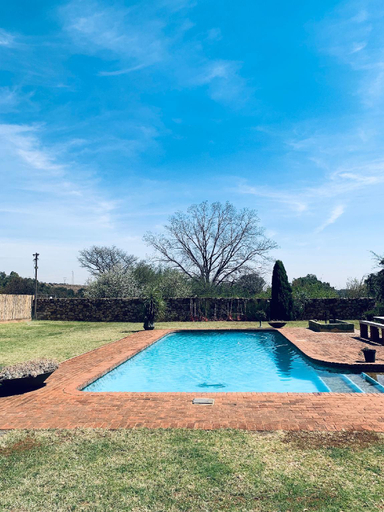 Sport & Beauty 3, At The Rocks Country Estate, City of Tshwane