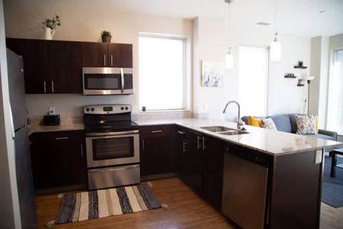 *** New Charming and Luxury Apartment in Downtown Columbus***, Franklin