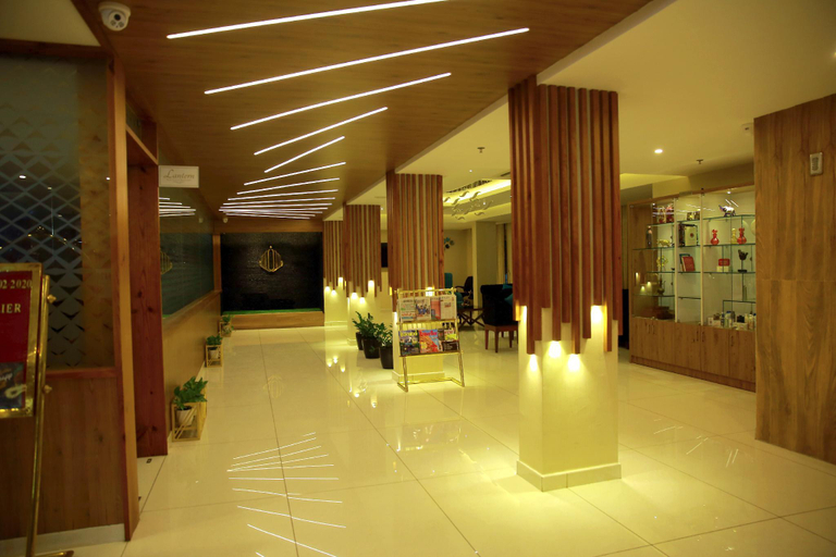 Public Area, DCHANDELIER, Ernakulam