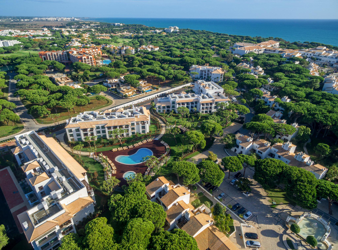 Public Area 4, Pine Cliffs Gardens, Albufeira