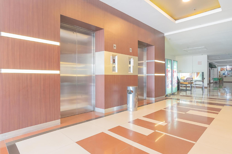 Public Area 2, RedDoorz Apartment @ Emerald Towers Bandung, Bandung
