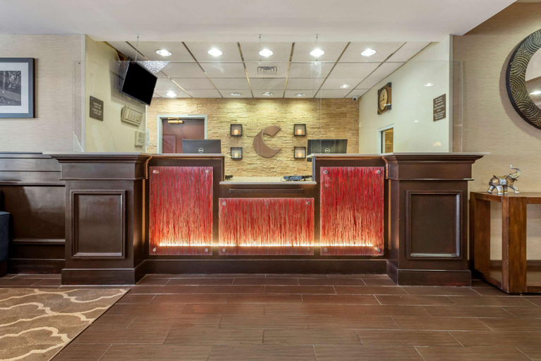 Public Area 2, Comfort Suites Newark - Harrison, Newark