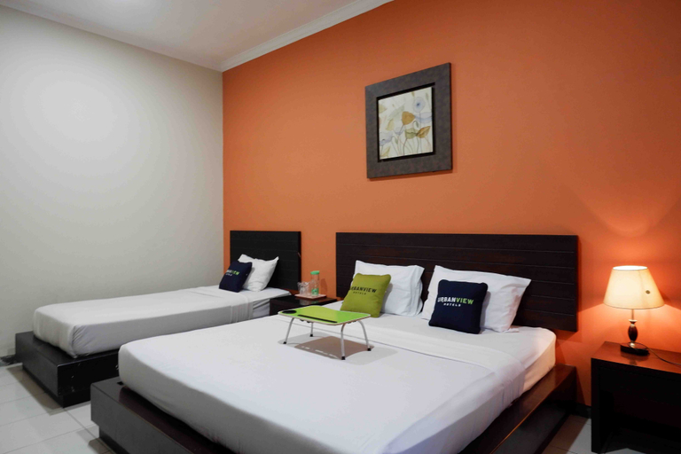 Bedroom 4, Solo Tiara Hotel, Solo