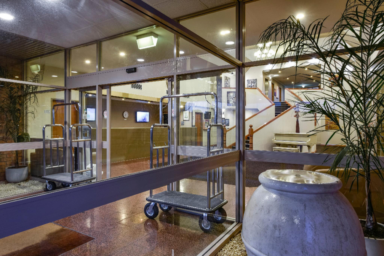 Public Area 2, Southgate Motel, Mount Gambier