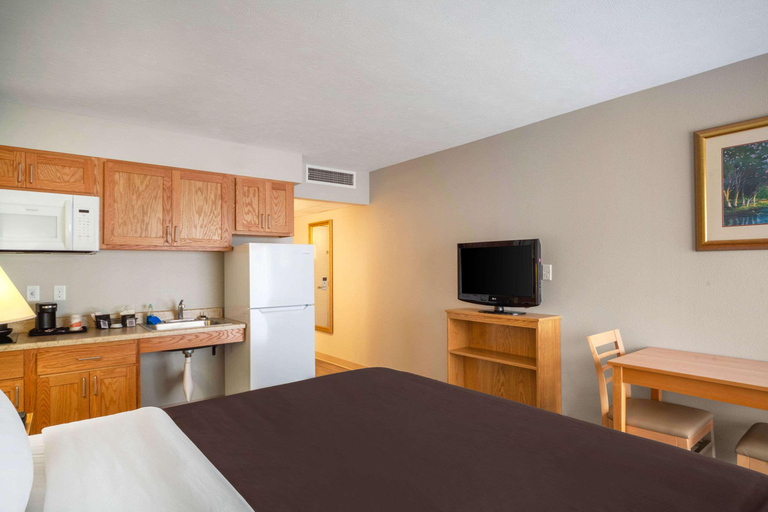 Bedroom 4, Suburban Extended Stay Hotel Memphis, Shelby