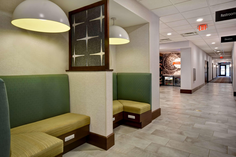 Public Area 2, Hampton Inn Pleasant View, TN, Cheatham