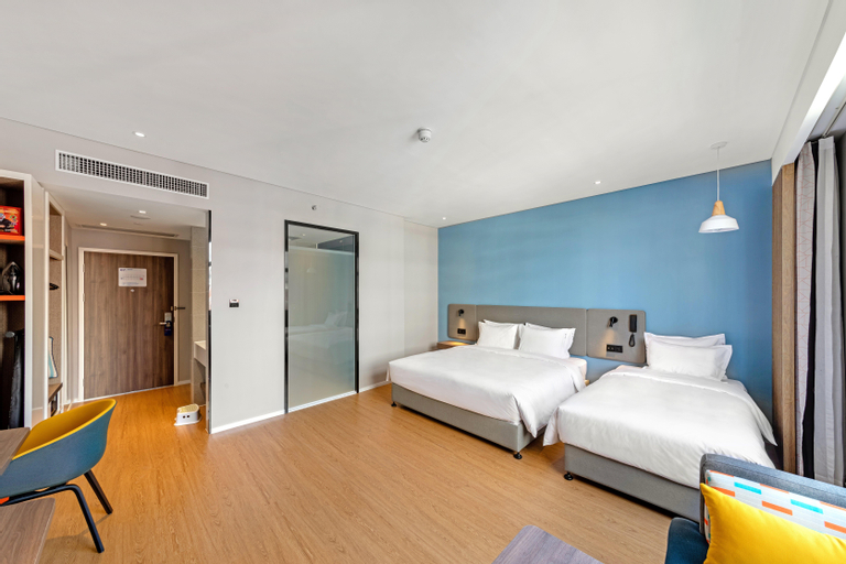 Bedroom 12