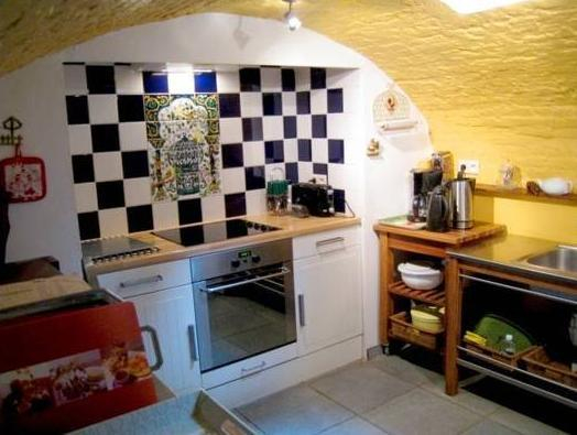 Charming Cottage in Anseremme with Fenced Garden, Namur