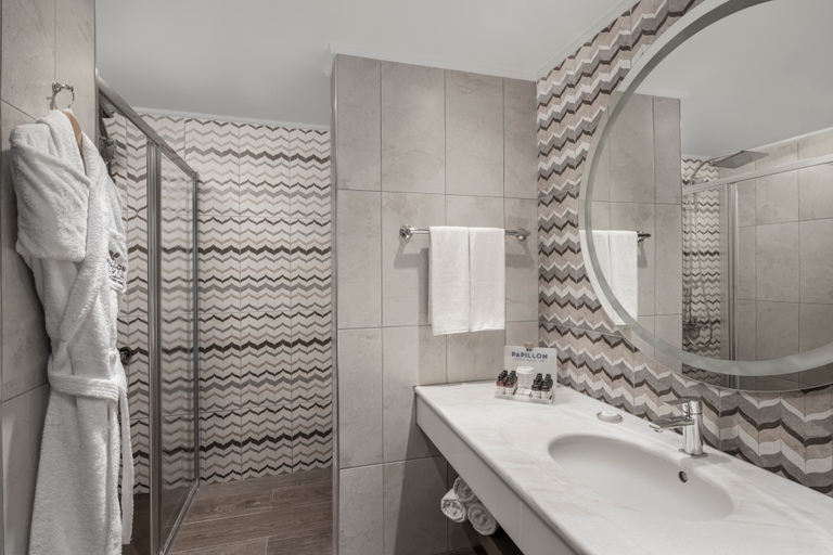 Bathroom 5, Papillon Belvil, Serik