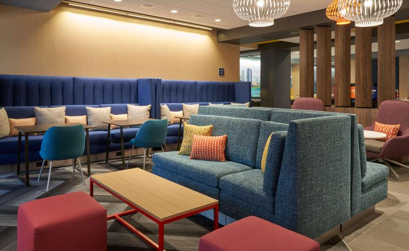 Public Area 2, Tru by Hilton Jacksonville South Mandarin, Duval