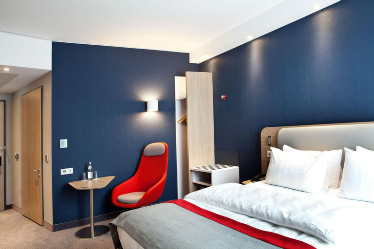Bedroom 9