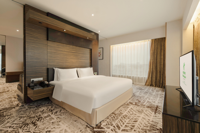 Bedroom 23