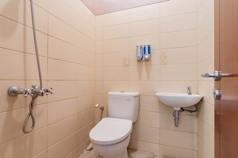 Bathroom 20