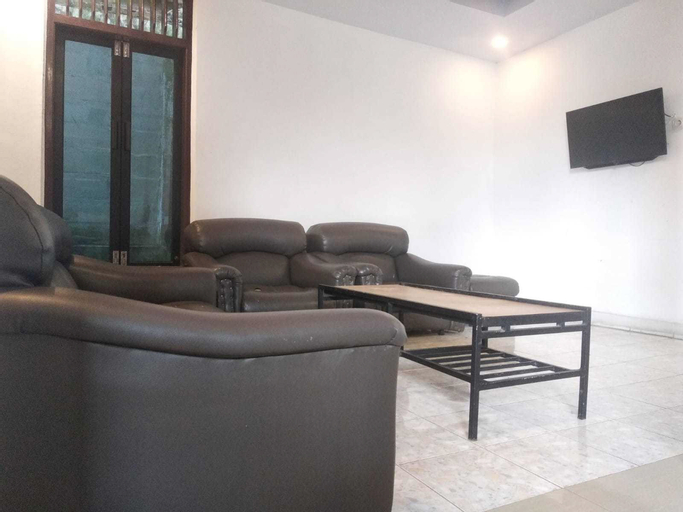 Hatta Guest House Syariah near Hayam Wuruk Jelutung, Jambi