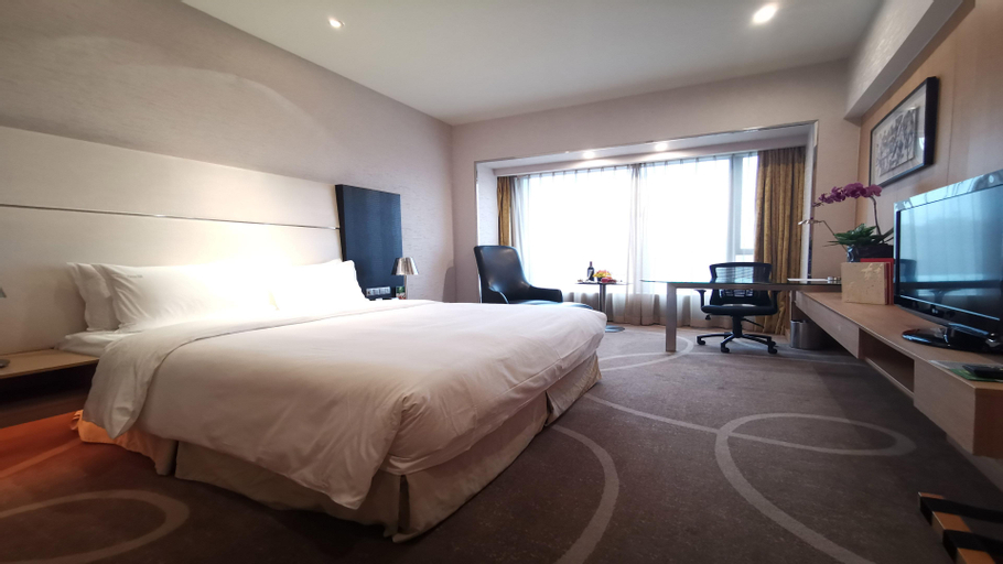 Bedroom 13