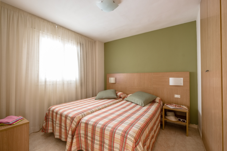 Bedroom, Apartamentos California, Tarragona