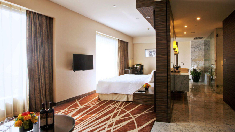 Bedroom 13