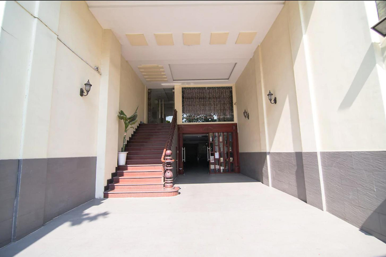 Public Area 1, RedDoorz Plus near Mien Dong Bus Station, Ho Chi Minh City