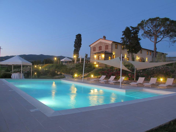 Quaint Holiday Home in Florence Tuscany with Swimming Pool, Florence