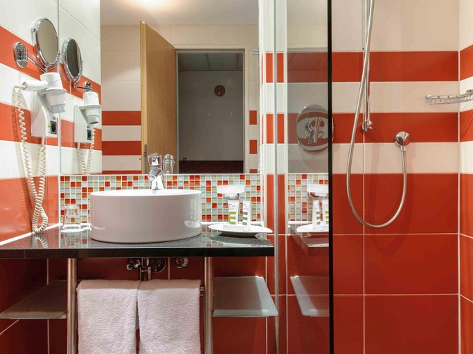 Bathroom 4, Mercure Munich Schwabing Hotel, München