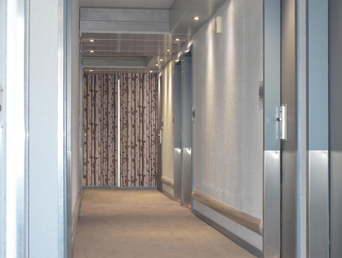 Public Area 3, Hotel Kyriad Metz Centre, Moselle