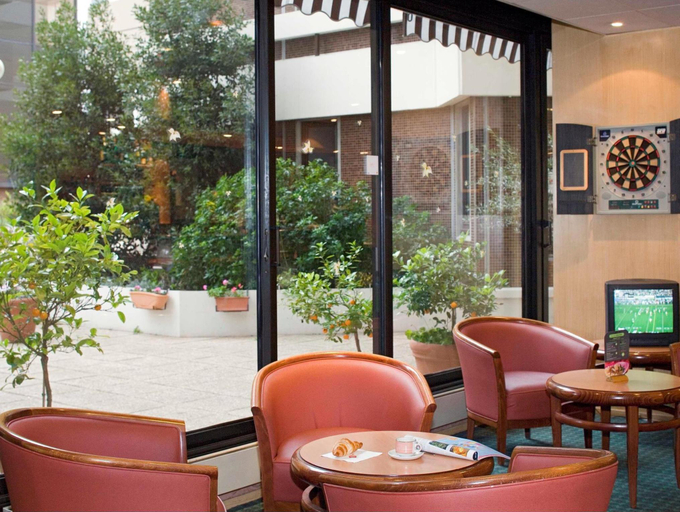 Public Area 2, ibis Paris Pont De Suresnes, Hauts-de-Seine