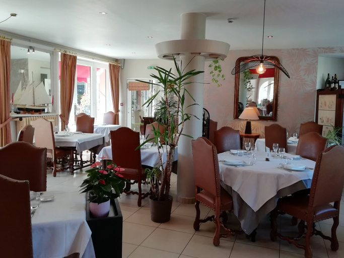 Food & Drinks 5, Logis Hotel De Bretagne, Ille-et-Vilaine