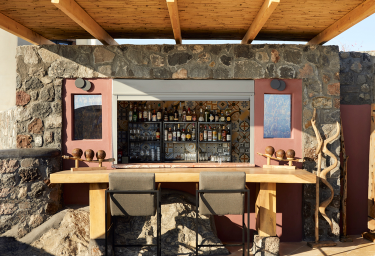 Food & Drinks 5, White Pearl Cavalieri, South Aegean