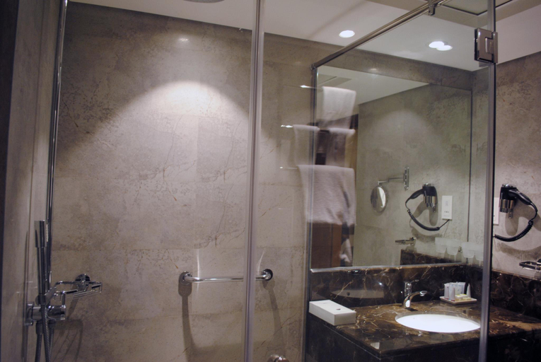 Bathroom 5, Versailles by Vieras, Dubai