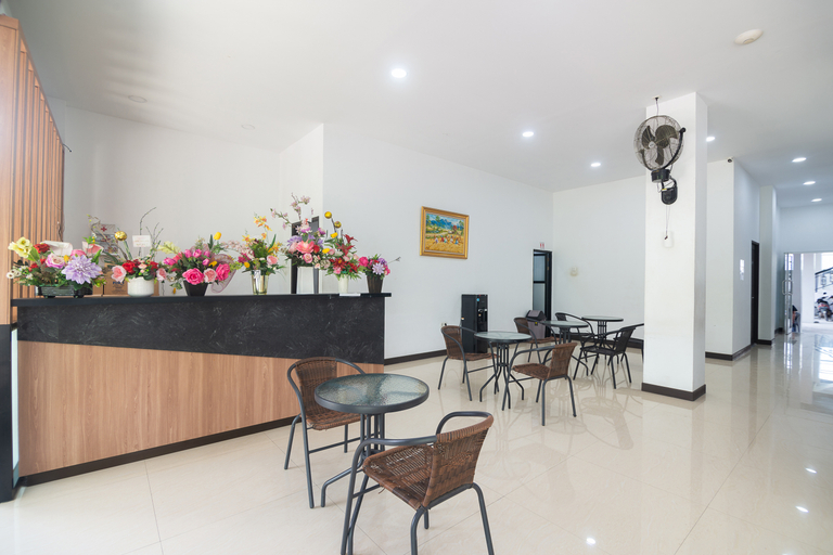 Public Area 5, OYO 3729 Cattail Guest House, Pontianak