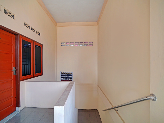 Bathroom 4, OYO 90503 Madina Residence Syariah, Medan
