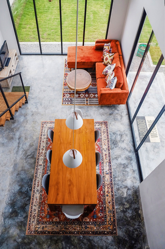 A House 2, Sleman