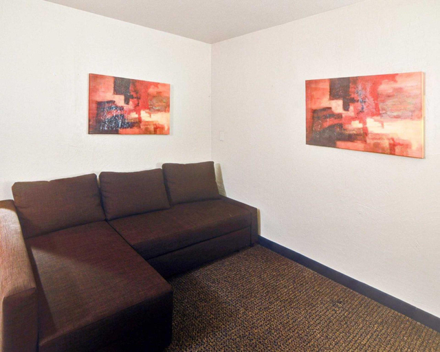 Public Area 2, Rodeway Inn & Suites Lewisville I-35, Denton